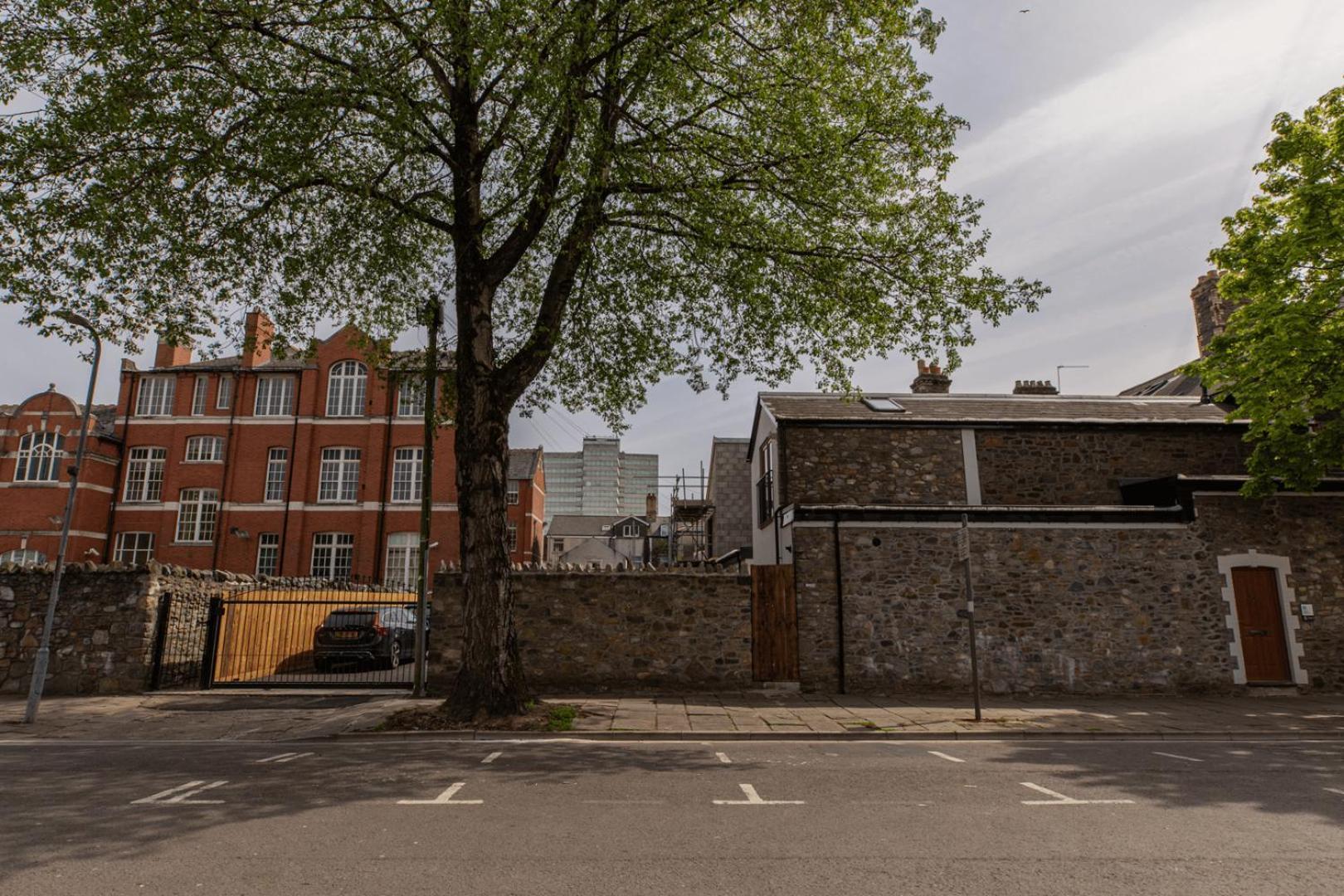 Cohost Partners | Close To City Centre | One Br! Cardiff Bagian luar foto